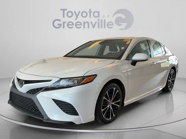 2019 Toyota Camry SE FWD photo