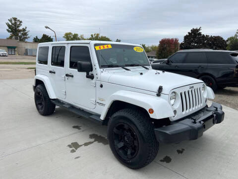 2015 Jeep Wrangler Unlimited Sahara 4WD photo