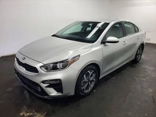 2019 Kia Forte LXS FWD photo