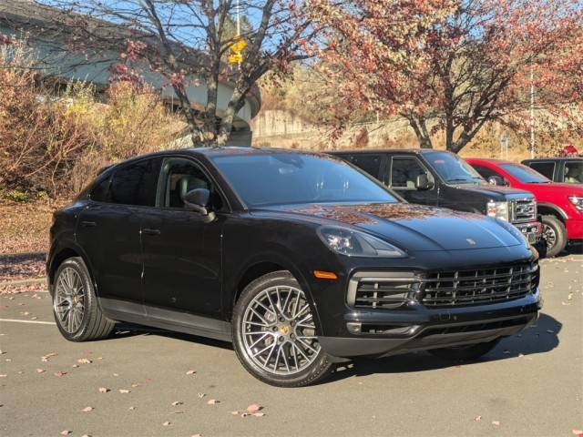 2020 Porsche Cayenne Coupe  AWD photo