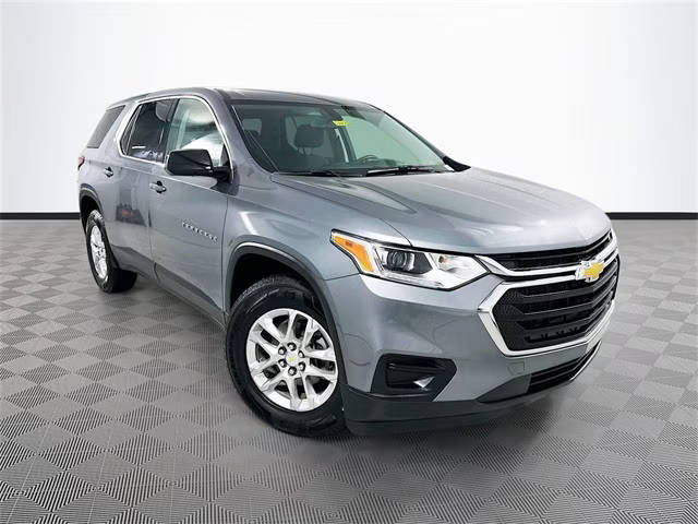 2020 Chevrolet Traverse LS AWD photo