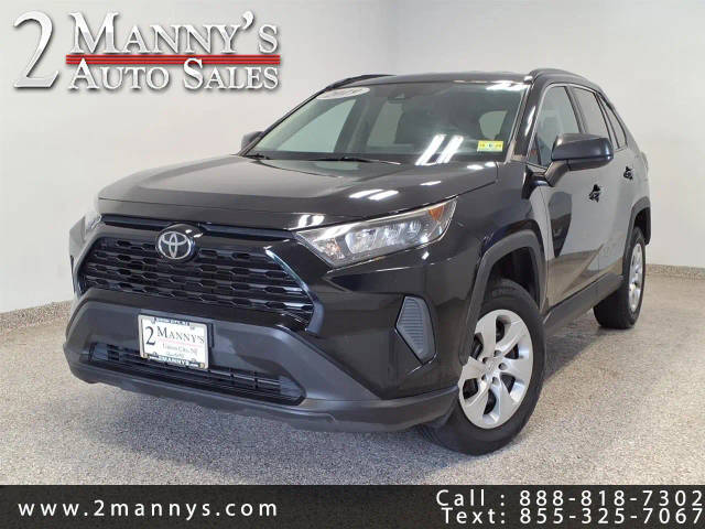 2019 Toyota RAV4 LE AWD photo