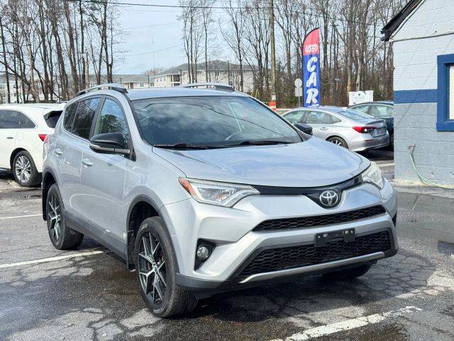 2017 Toyota RAV4 SE AWD photo