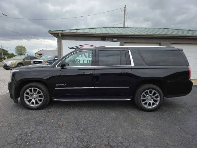 2020 GMC Yukon XL Denali 4WD photo