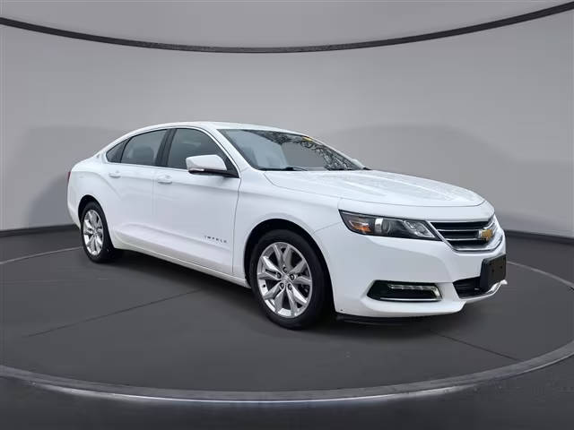 2019 Chevrolet Impala LT FWD photo