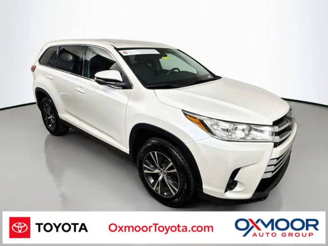 2019 Toyota Highlander LE FWD photo