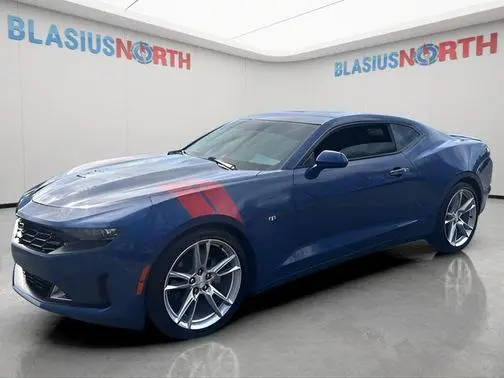 2020 Chevrolet Camaro 1LT RWD photo