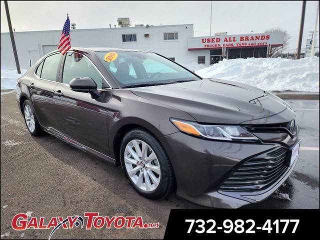2019 Toyota Camry LE FWD photo