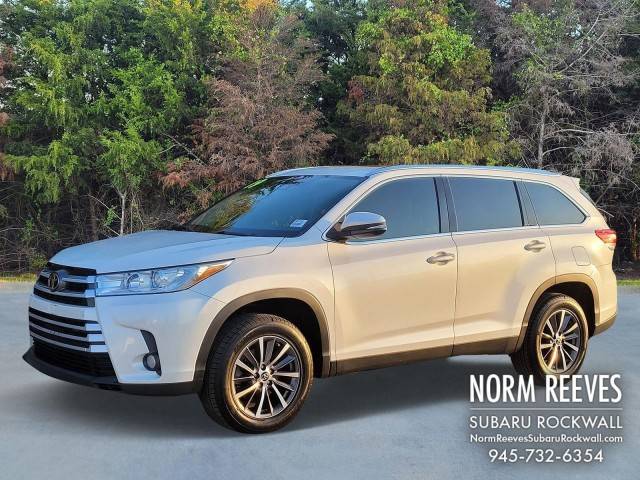 2019 Toyota Highlander XLE FWD photo