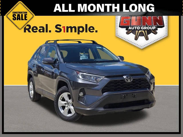 2019 Toyota RAV4 XLE FWD photo