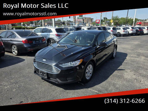 2019 Ford Fusion S FWD photo