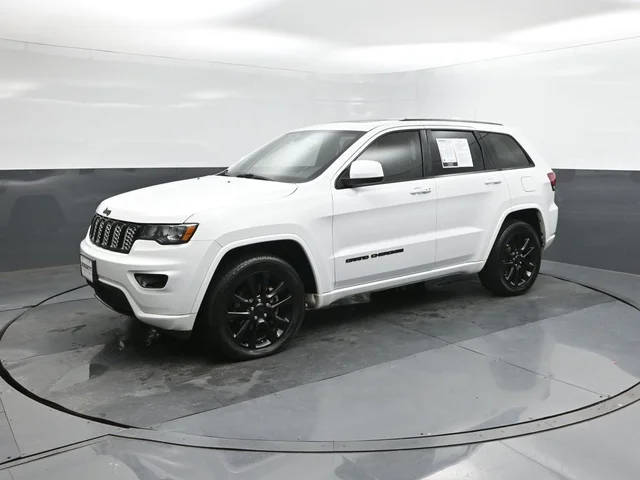 2020 Jeep Grand Cherokee Altitude 4WD photo