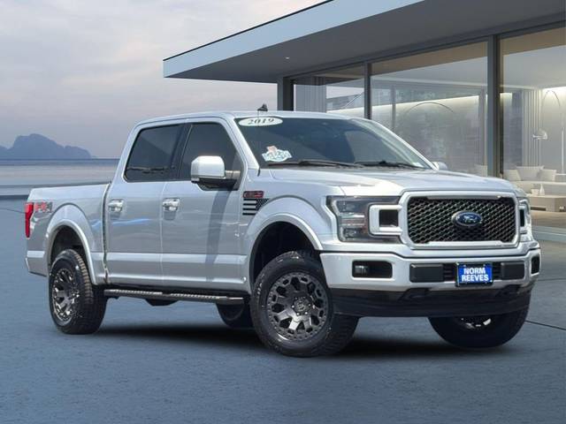 2019 Ford F-150 LARIAT 4WD photo
