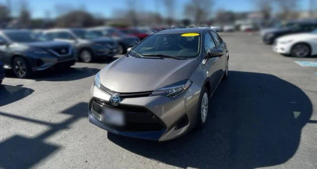 2019 Toyota Corolla LE FWD photo