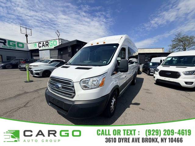 2019 Ford Transit Passenger Wagon XLT RWD photo
