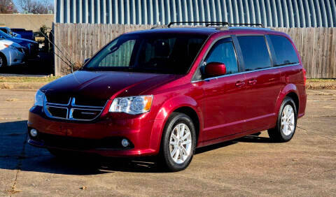 2019 Dodge Grand Caravan SXT FWD photo