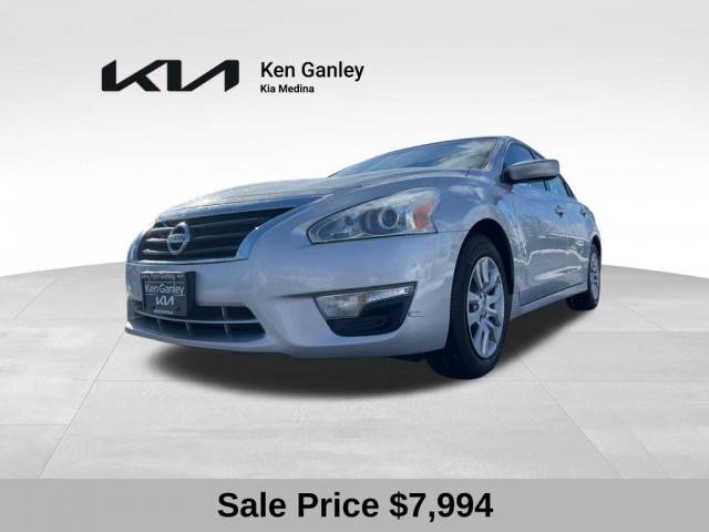 2015 Nissan Altima 2.5 S FWD photo