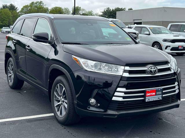 2019 Toyota Highlander XLE AWD photo