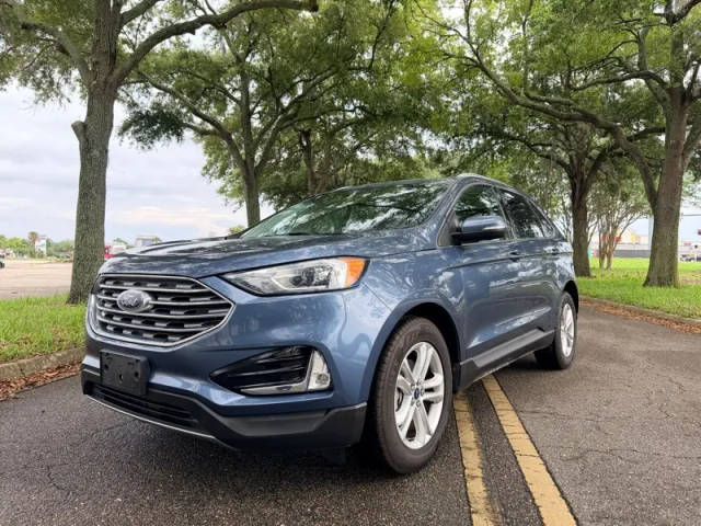 2019 Ford Edge SEL FWD photo