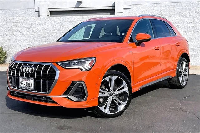 2019 Audi Q3 S line Prestige AWD photo