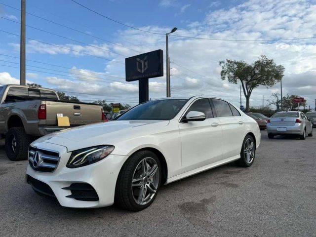 2017 Mercedes-Benz E-Class E 300 Sport RWD photo
