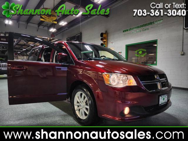 2018 Dodge Grand Caravan SXT FWD photo