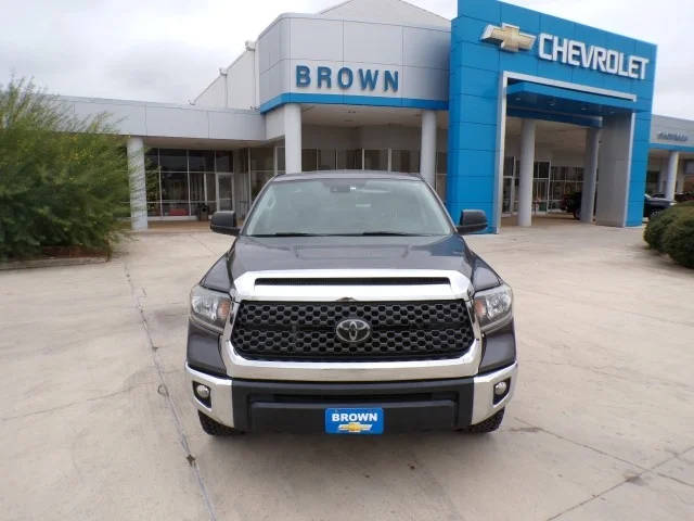 2020 Toyota Tundra SR5 4WD photo