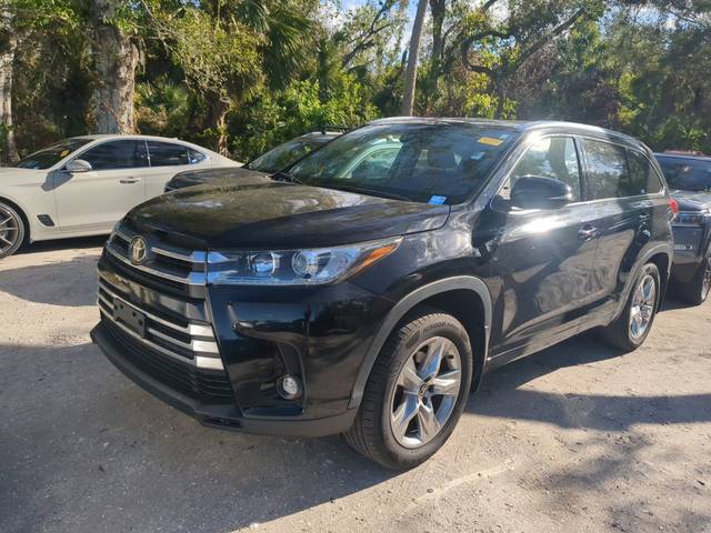 2019 Toyota Highlander Limited AWD photo