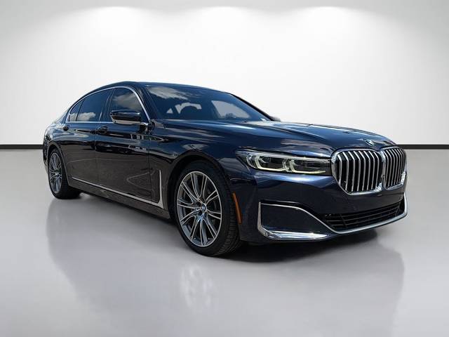 2020 BMW 7 Series 740i RWD photo