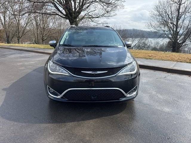 2020 Chrysler Pacifica Minivan Limited FWD photo