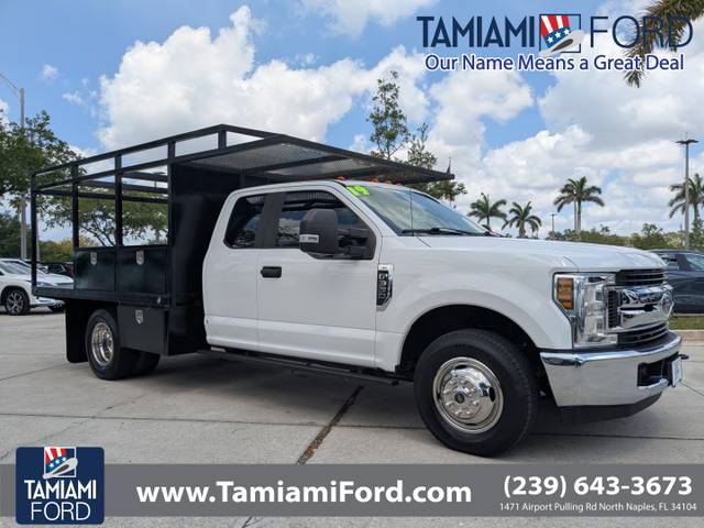 2019 Ford F-350 Super Duty XL RWD photo