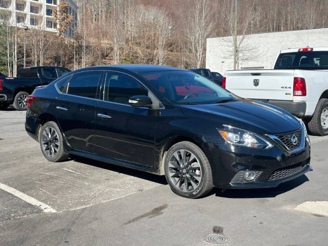 2019 Nissan Sentra SR FWD photo