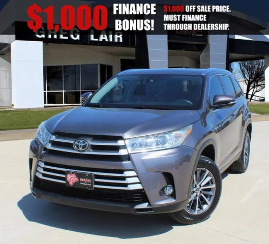2019 Toyota Highlander XLE FWD photo