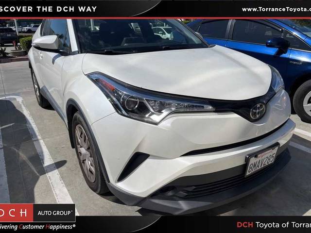 2019 Toyota C-HR LE FWD photo