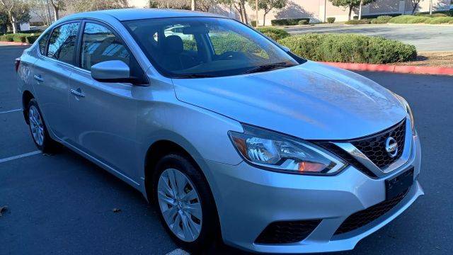 2019 Nissan Sentra S FWD photo