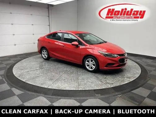 2017 Chevrolet Cruze LT FWD photo