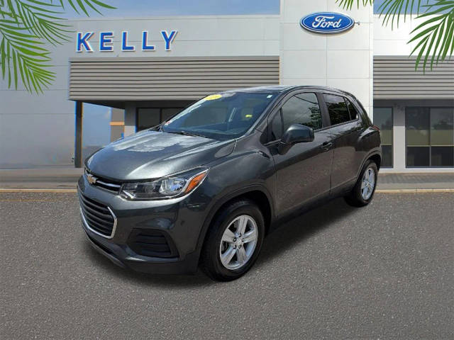 2020 Chevrolet Trax LS FWD photo