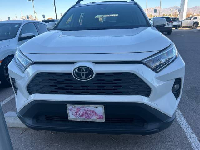 2019 Toyota RAV4 XLE FWD photo