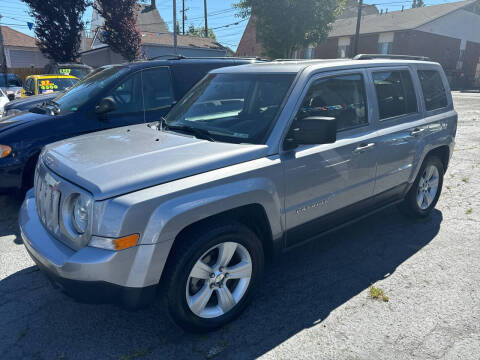 2016 Jeep Patriot Latitude FWD photo