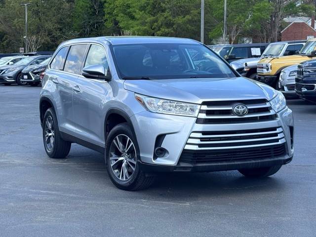 2019 Toyota Highlander LE FWD photo