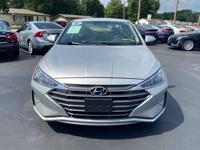 2019 Hyundai Elantra SEL FWD photo
