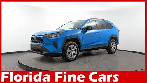 2019 Toyota RAV4 LE FWD photo