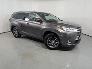 2019 Toyota Highlander XLE AWD photo