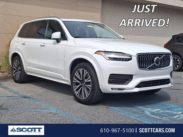2020 Volvo XC90 Momentum AWD photo