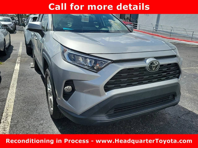 2019 Toyota RAV4 XLE FWD photo