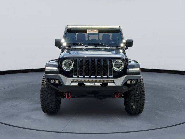 2020 Jeep Gladiator Overland 4WD photo