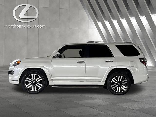 2019 Toyota 4Runner Limited RWD photo