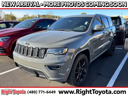 2020 Jeep Grand Cherokee Altitude RWD photo