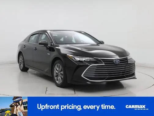 2020 Toyota Avalon Hybrid XLE FWD photo