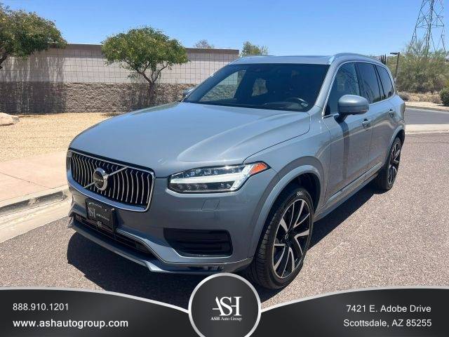 2020 Volvo XC90 Momentum AWD photo